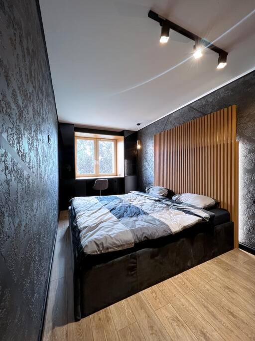 Black Pearl Luxury Apartment Вентспилс Экстерьер фото